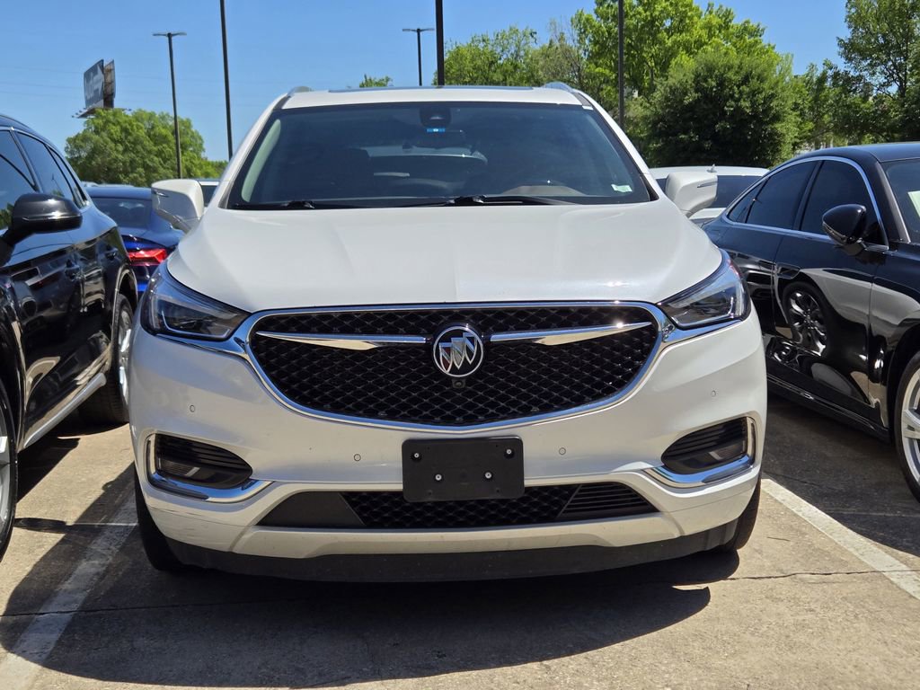 Used 2021 Buick Enclave Avenir w/ Avenir Technology Package image 4