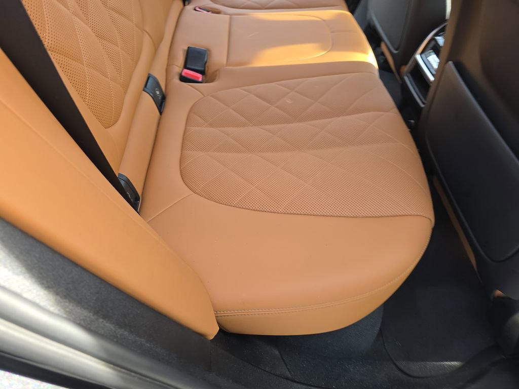 Used 2023 BMW X5 sDrive40i w/ Premium Package image 15