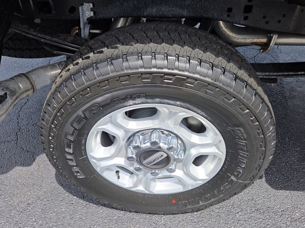 New 2026 Ford F250 XLT w/ FX4 Off-Road Package AWD/4WD image 15