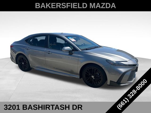 Used 2025 Toyota Camry SE FWD image 7