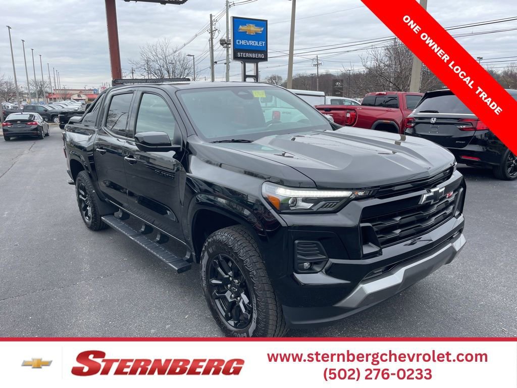 Used 2025 Chevrolet Colorado Z71 w/ Midnight Edition