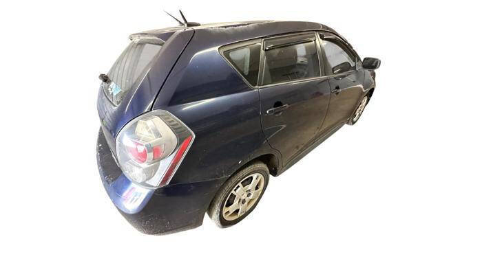 Used 2010 Pontiac Vibe w/ Preferred Package FWD image 5
