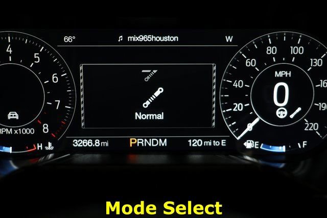 Used 2021 Ford Mustang Shelby GT500 w/ Carbon Fiber Track Pack image 26