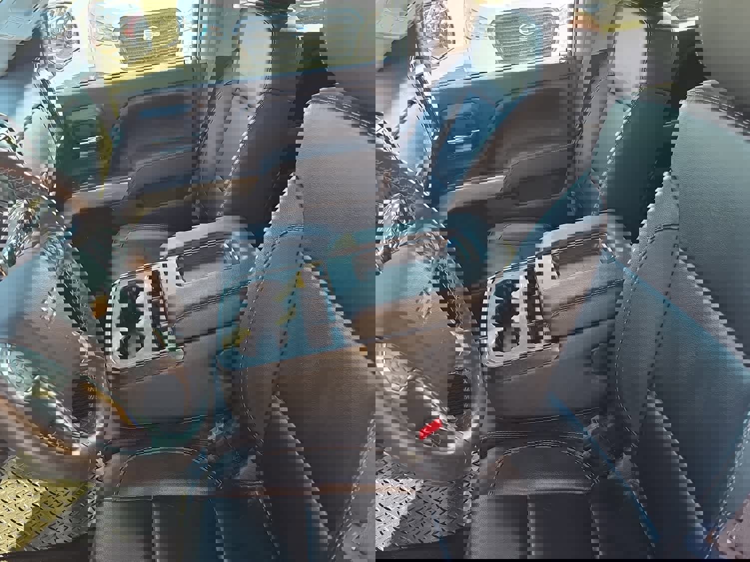 Used 2015 Chevrolet Silverado 1500 LTZ Z71 image 32