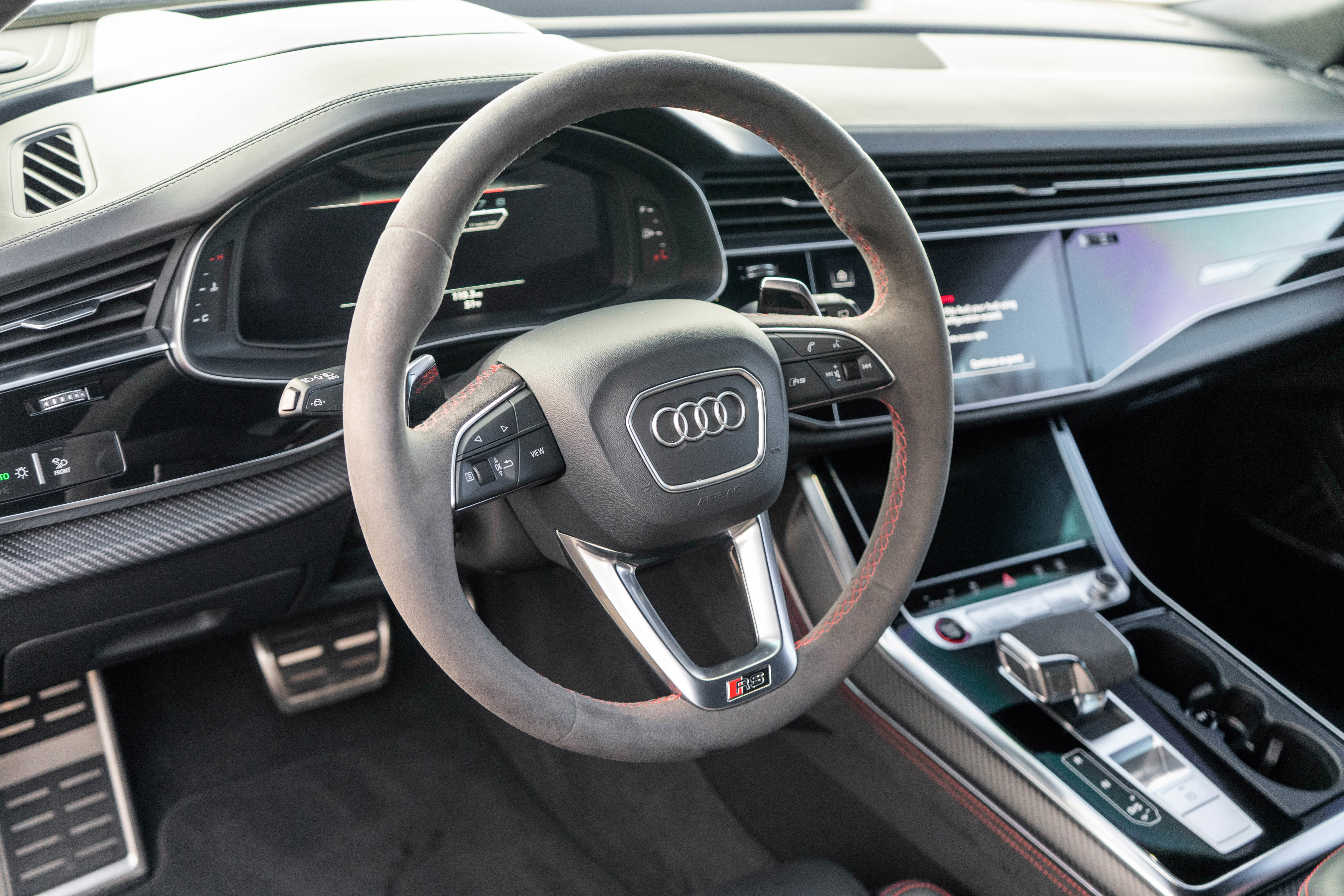 Used 2023 Audi RS Q8 AWD/4WD image 3