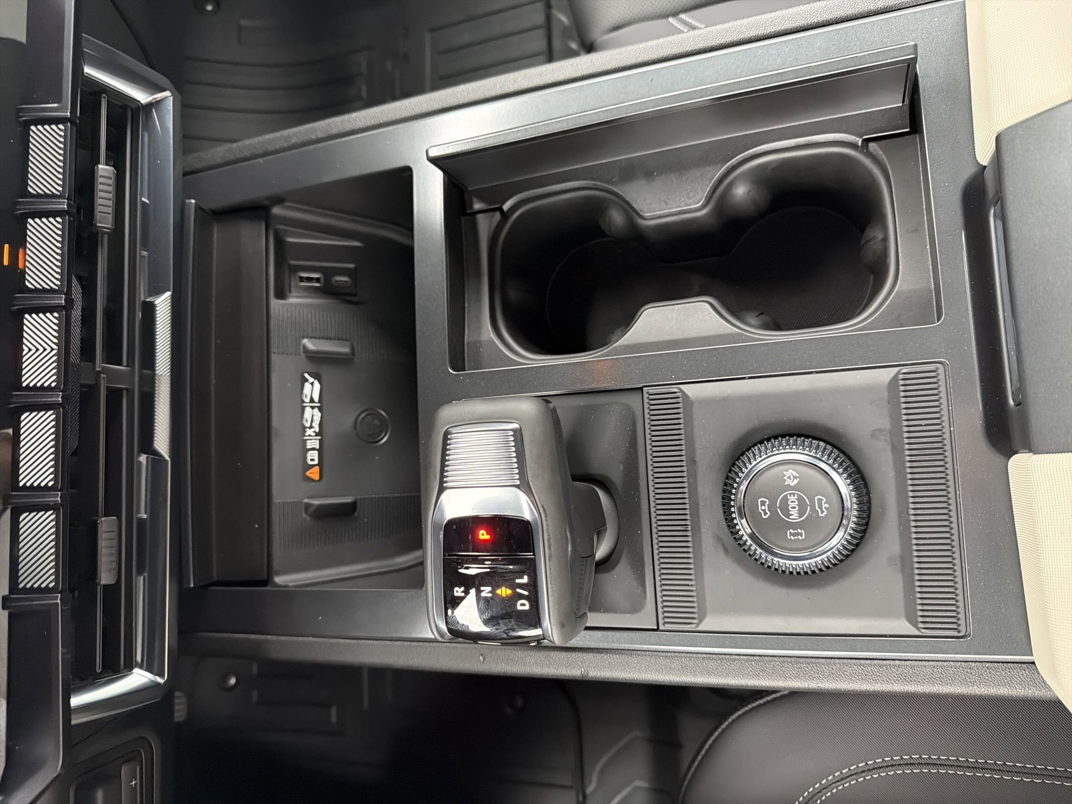 New 2026 GMC Hummer EV SUV image 13