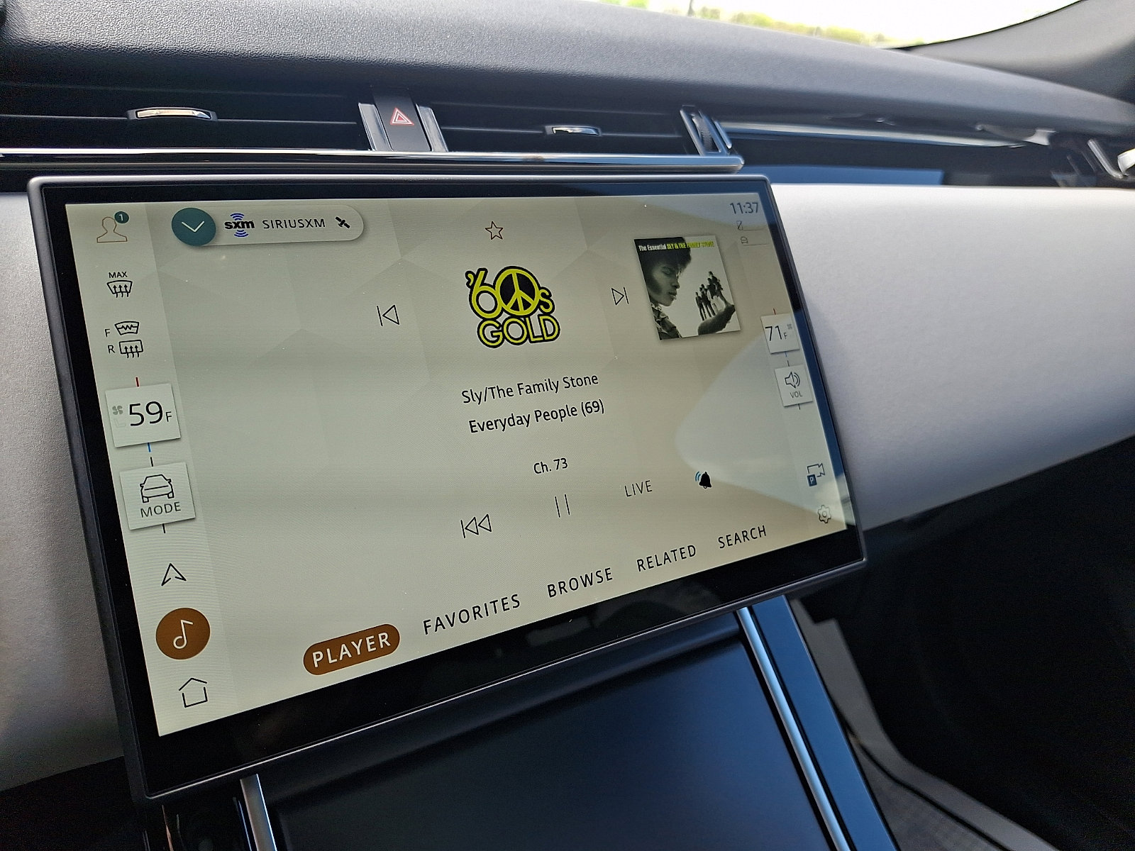 New 2026 Land Rover Range Rover Velar S AWD/4WD image 16