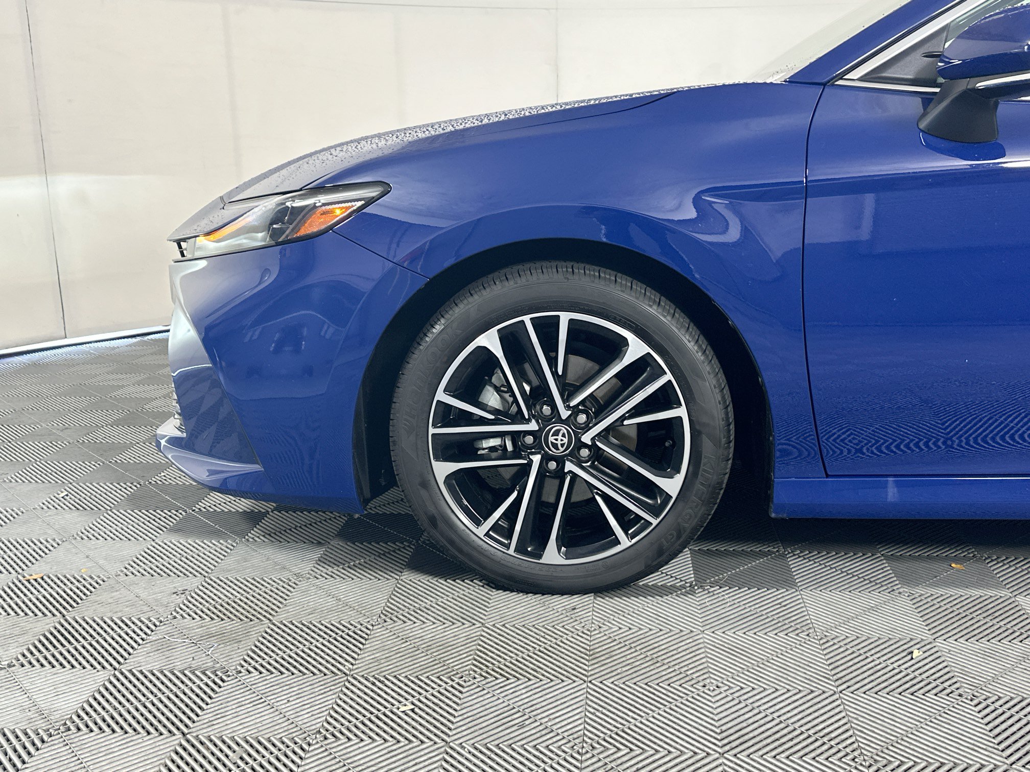 Used 2026 Toyota Camry XLE FWD image 11