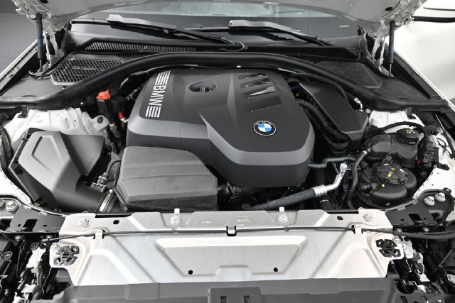 New 2026 BMW 330i xDrive Sedan w/ Premium Package AWD/4WD image 23