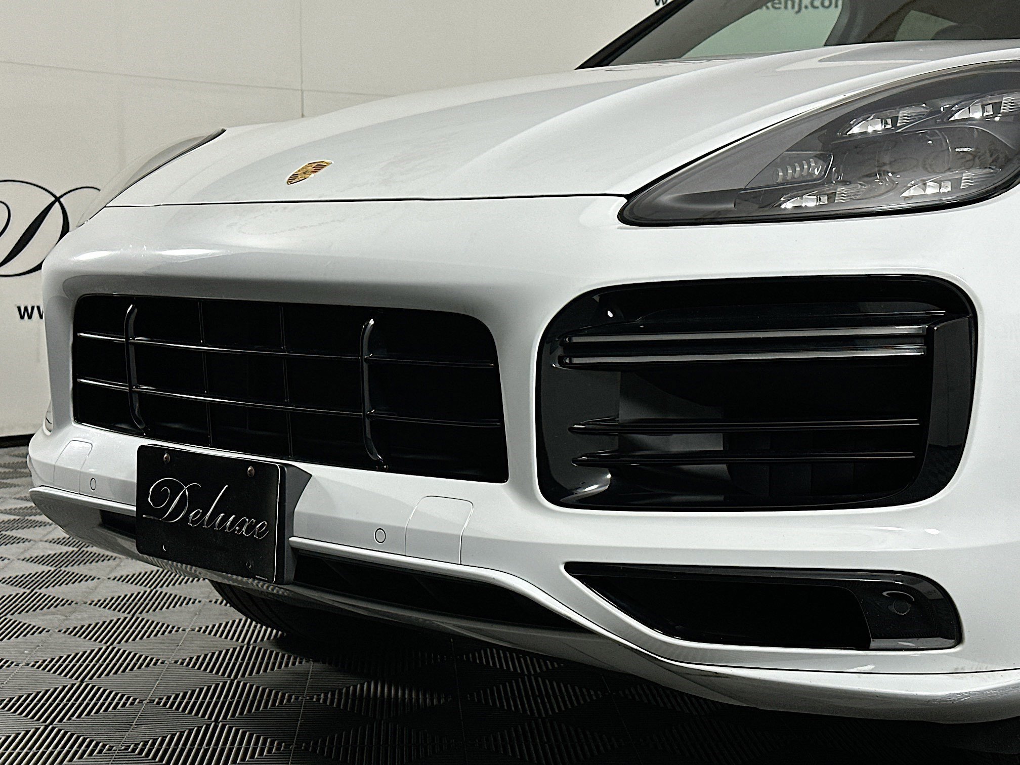 Used 2021 Porsche Cayenne Turbo image 33