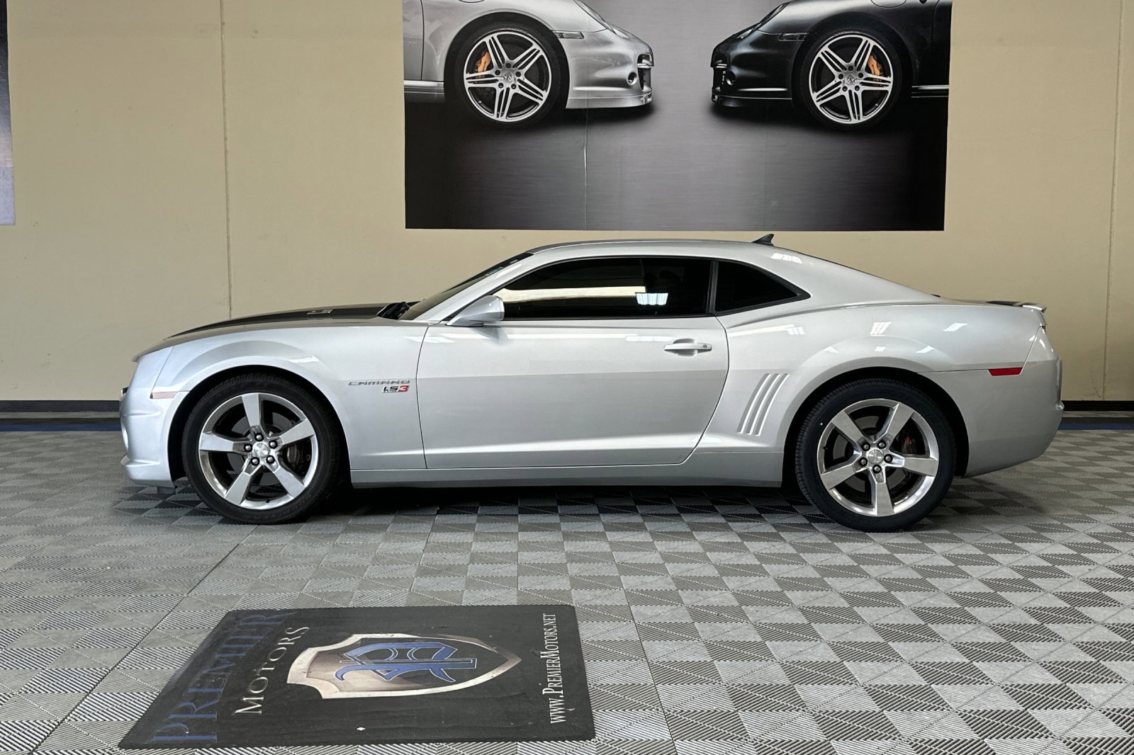 Used 2010 Chevrolet Camaro SS w/ RS Package image 7