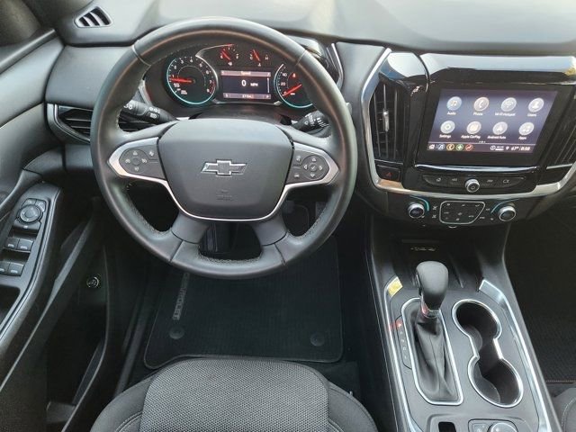 Used 2023 Chevrolet Traverse LT image 29