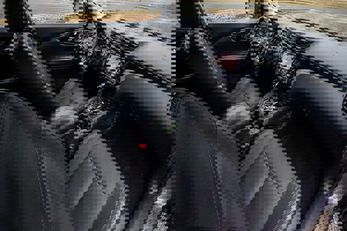 Used 2019 Nissan Rogue Sport SL image 21