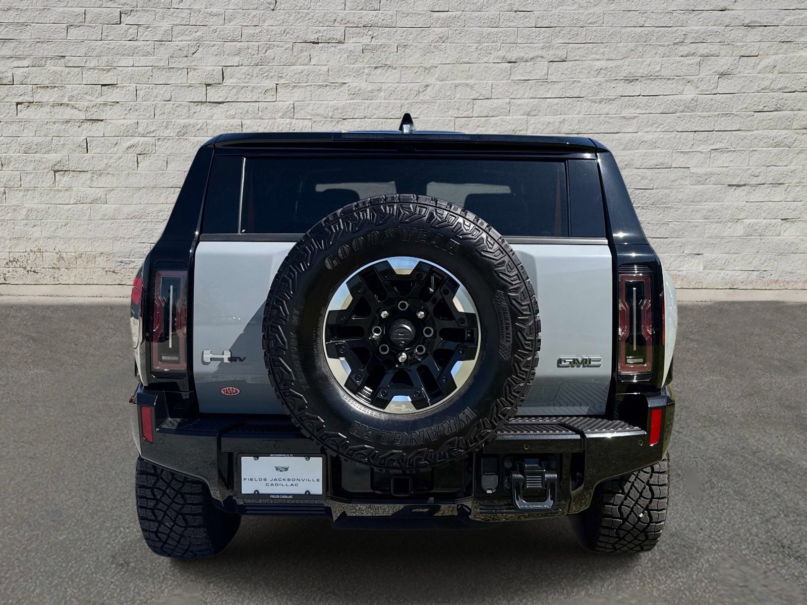 Used 2025 GMC Hummer EV 3X w/ Extreme Off-Road Package AWD/4WD image 4