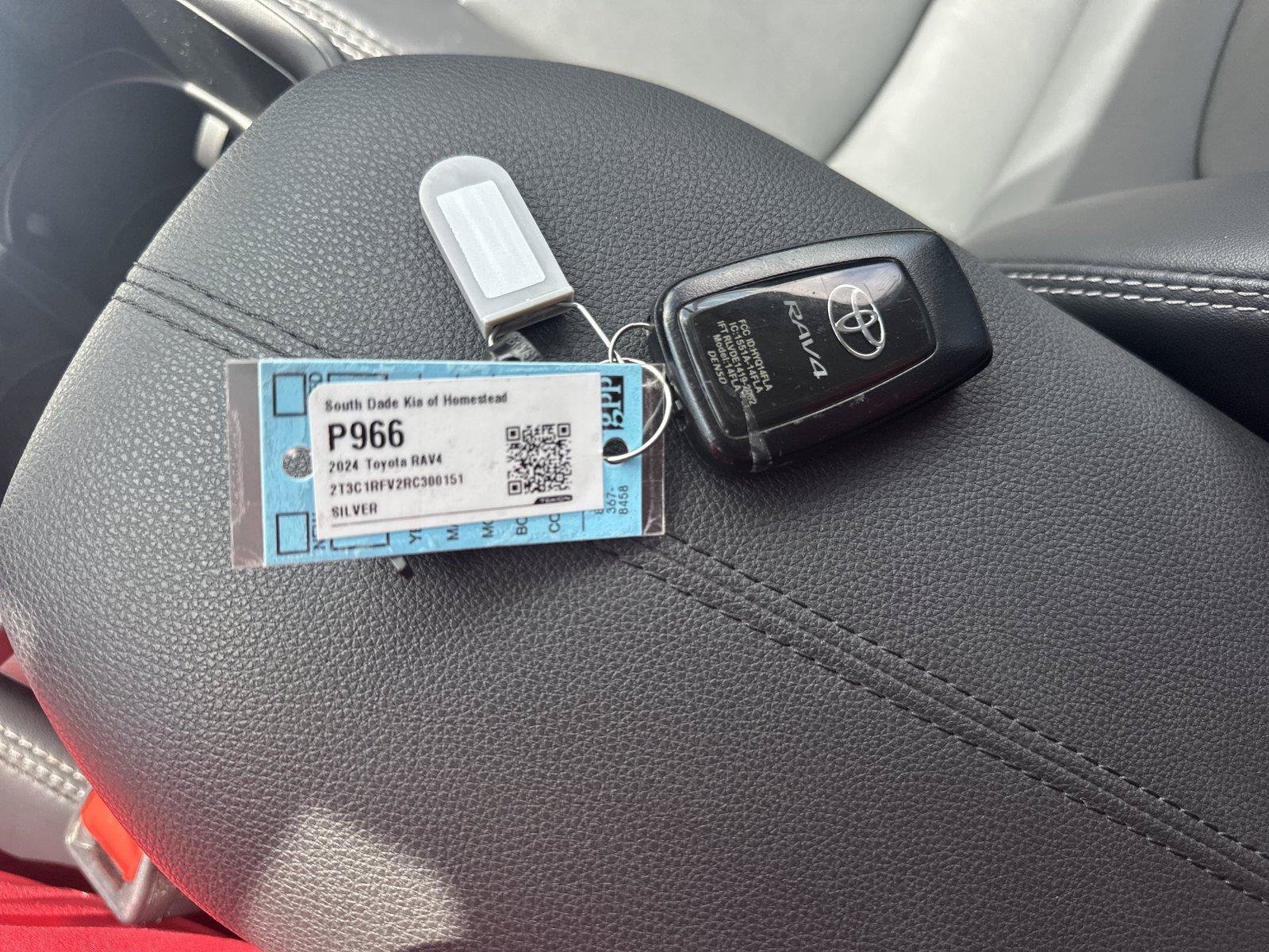Used 2024 Toyota RAV4 XLE Premium FWD image 21
