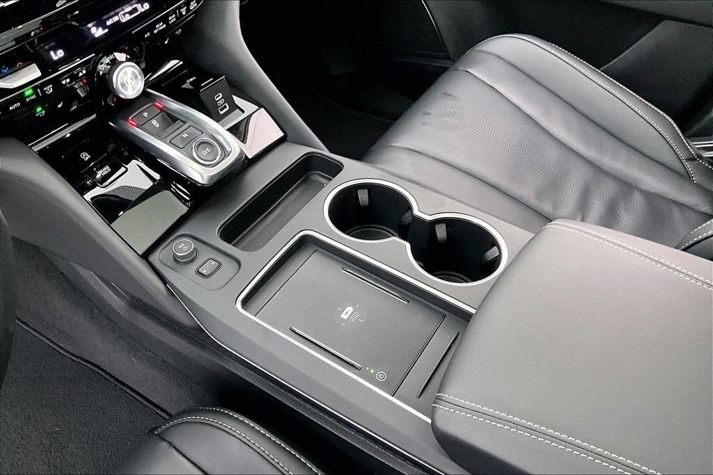 Certified 2026 Acura MDX w/ Technology Package FWD image 17