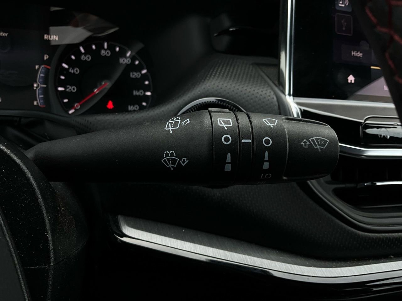 Used 2025 Jeep Compass Trailhawk w/ Trailer Tow Group image 37