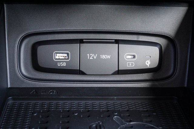 New 2026 Hyundai Venue SEL image 23