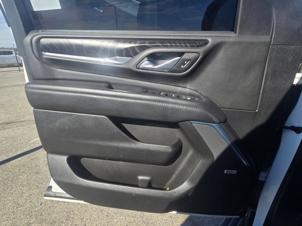 Used 2022 GMC Yukon Denali RWD image 23