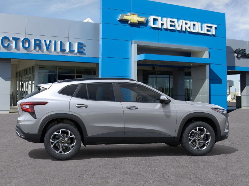 New 2026 Chevrolet Trax LT w/ Driver Confidence Package image 5