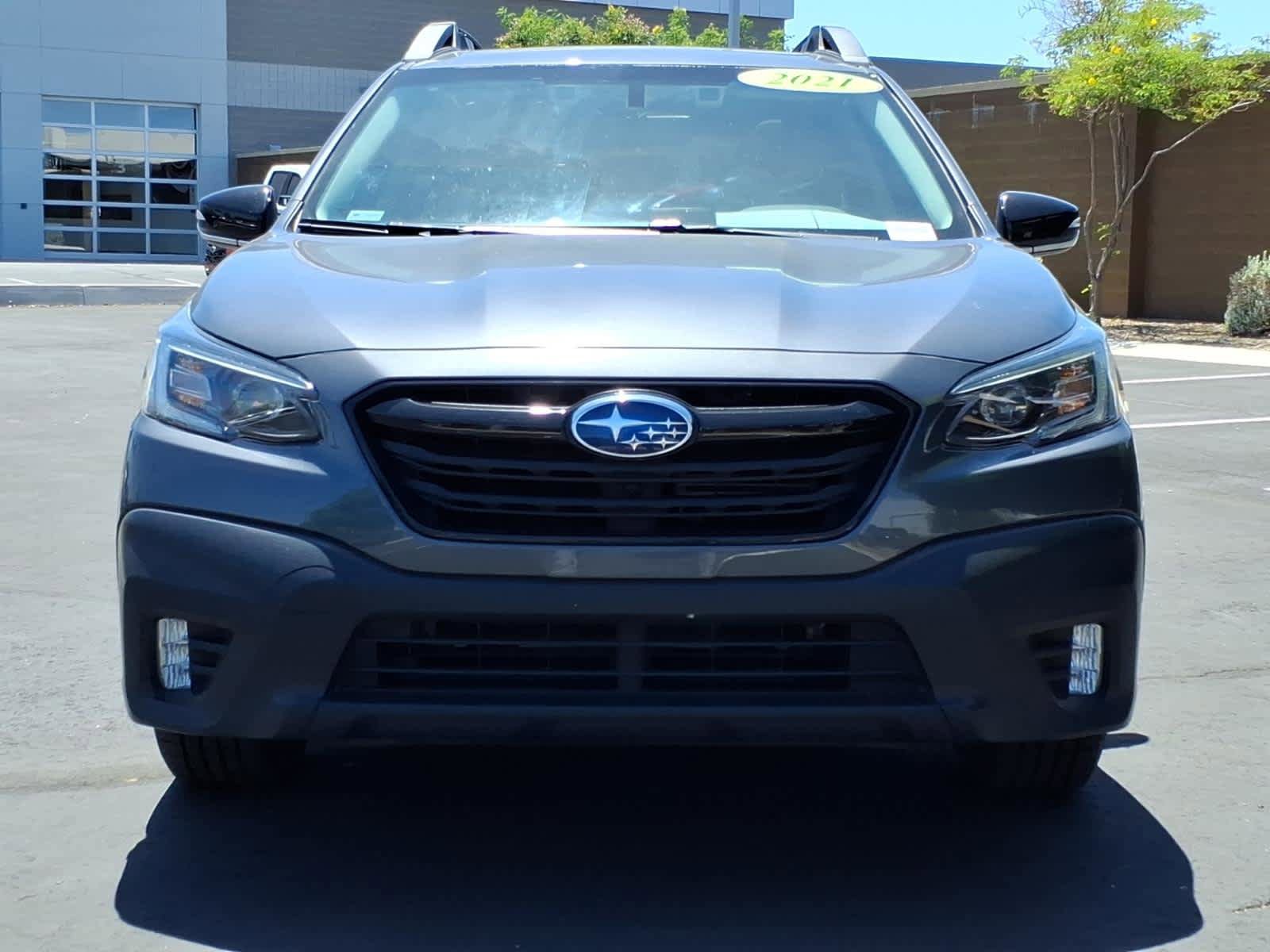 Certified 2021 Subaru Outback Onyx Edition XT w/ Popular Package #2 AWD/4WD image 2