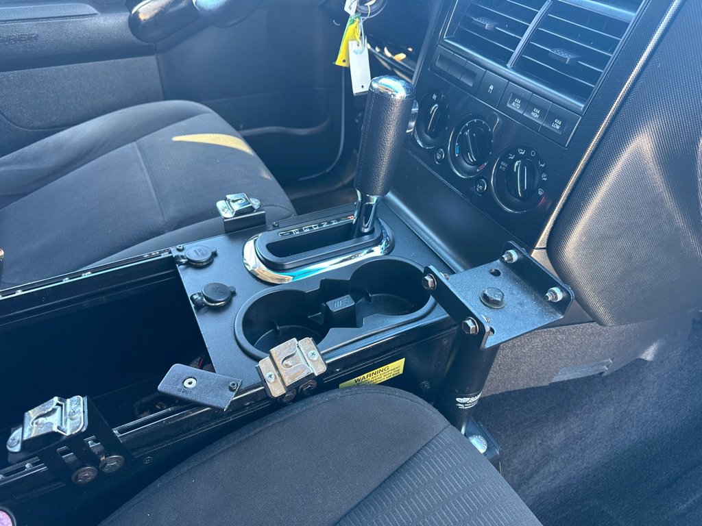 Used 2010 Ford Explorer XLT AWD/4WD image 22