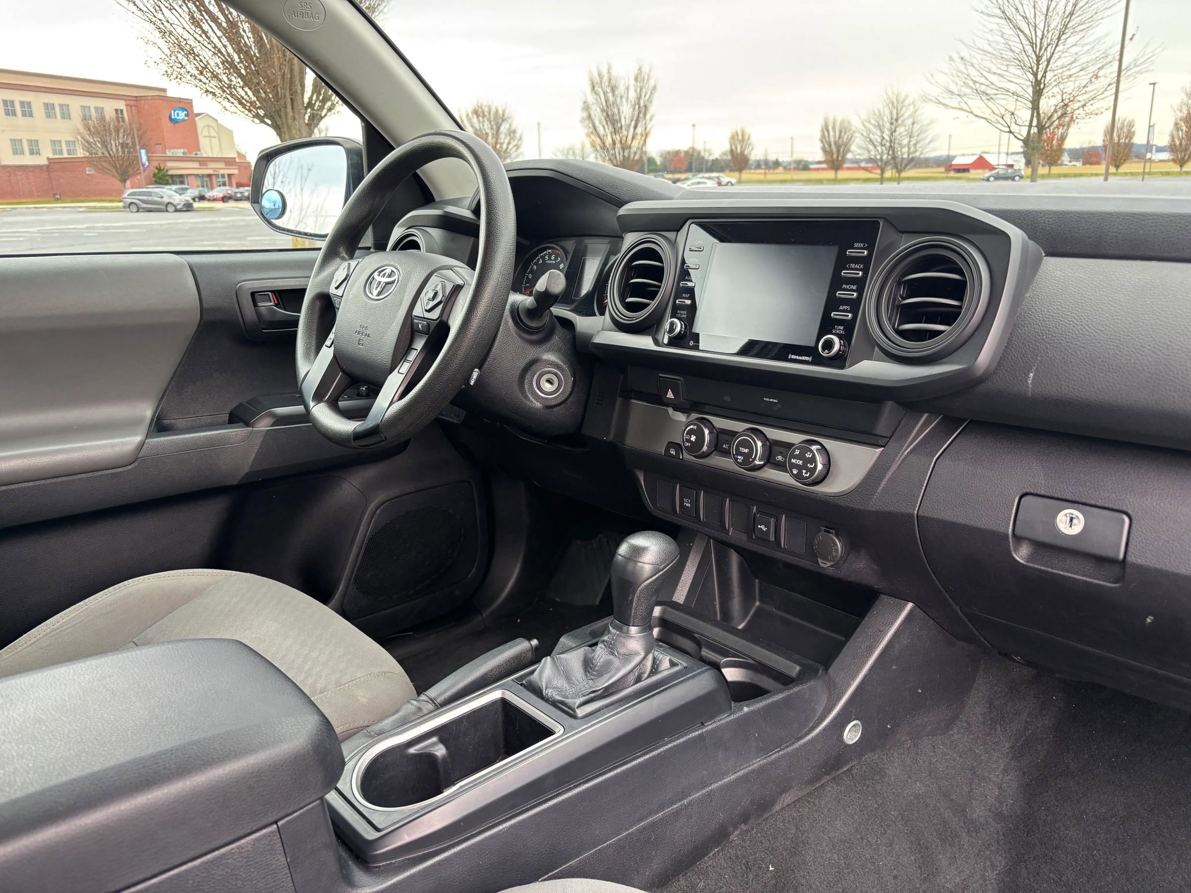 Used 2020 Toyota Tacoma SR image 18
