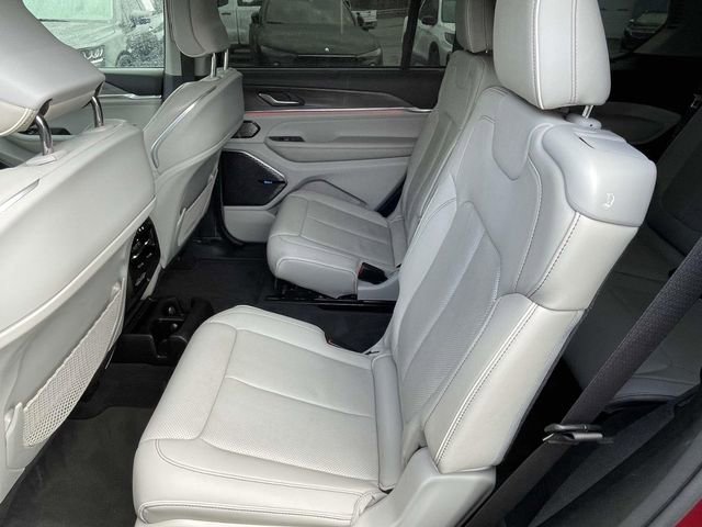 Used 2022 Jeep Grand Cherokee L Overland w/ Luxury Tech Group IV image 11