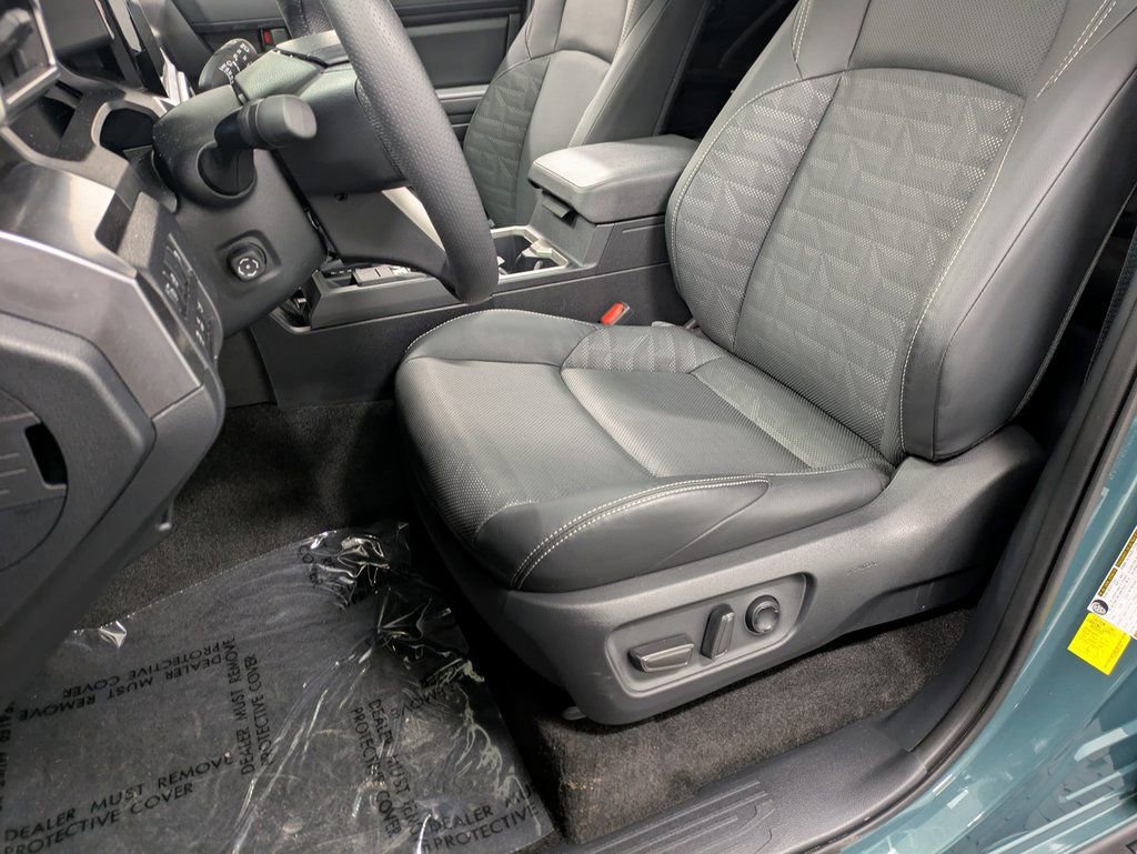 Used 2025 Toyota 4Runner TRD Off-Road Premium image 12