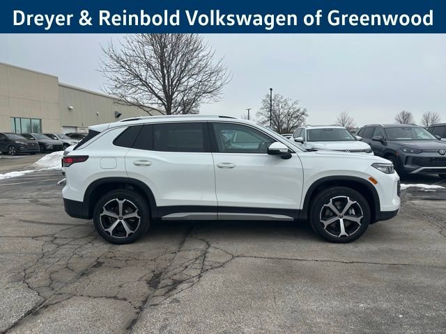 New 2026 Volkswagen Tiguan SE image 8