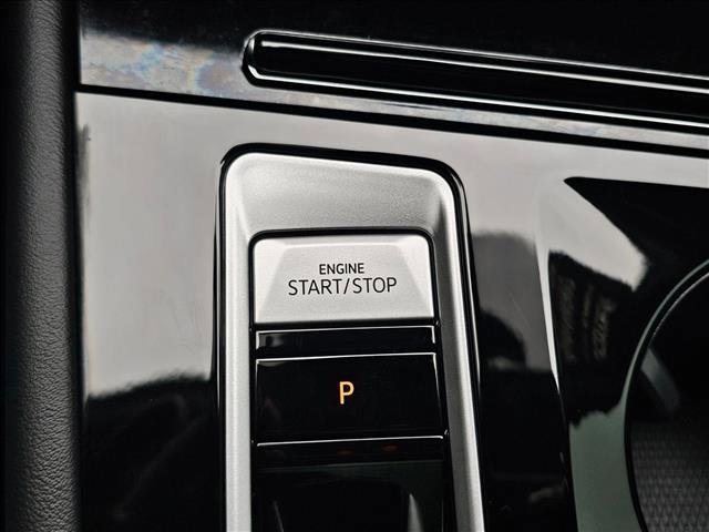 Used 2025 Volkswagen Atlas SEL Premium R-Line image 28