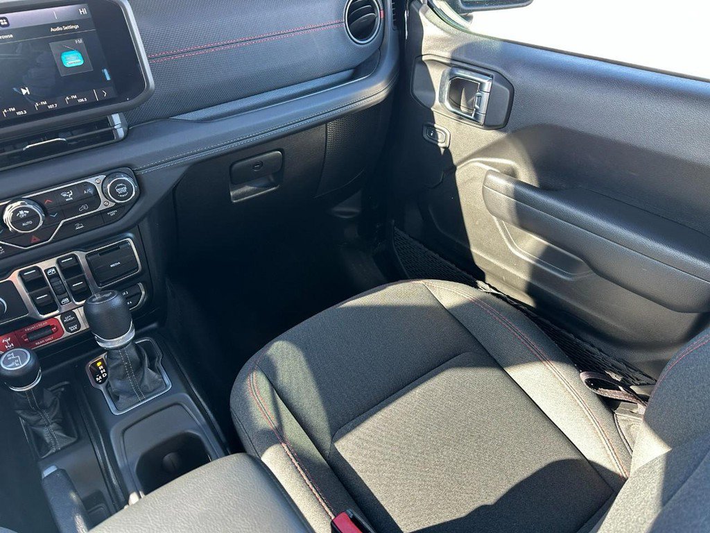 Used 2025 Jeep Wrangler Unlimited Rubicon image 15