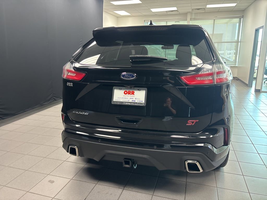 Used 2019 Ford Edge ST w/ Equipment Group 401A AWD/4WD image 4