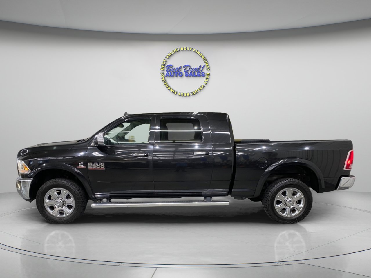 Used 2018 RAM 2500 Laramie image 3