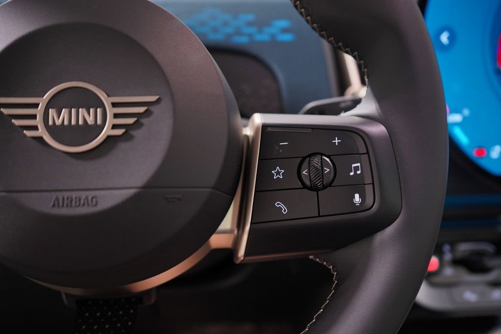 Used 2025 MINI Cooper Countryman S image 21