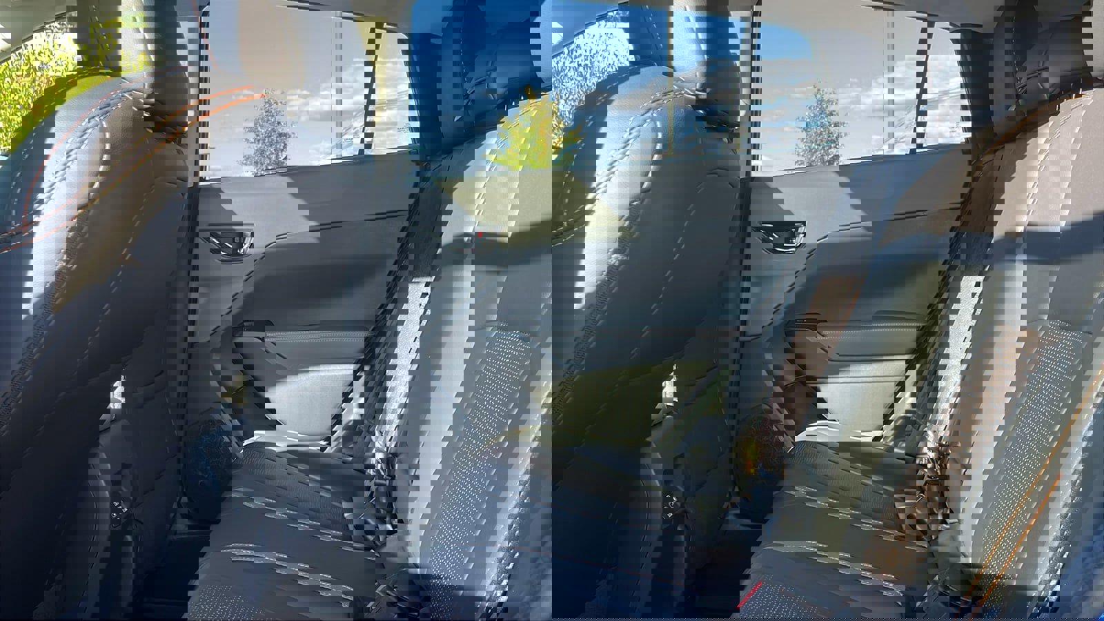 Used 2024 Subaru Crosstrek 2.5i Limited image 23