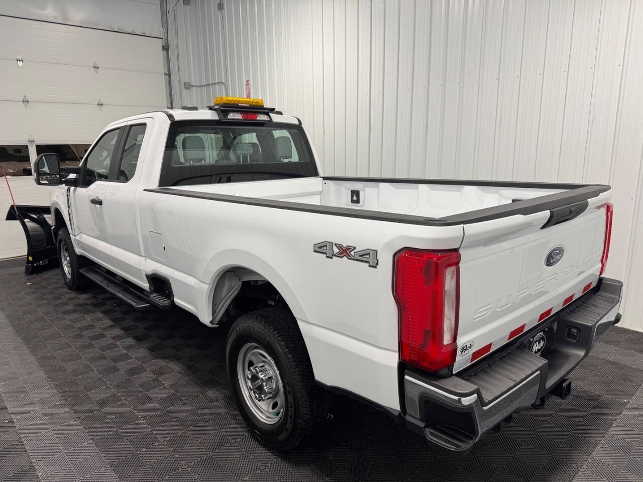 Used 2023 Ford F350 XL w/ Snow Plow Prep Package image 4