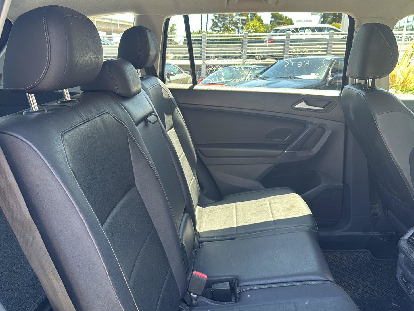 Used 2020 Volkswagen Tiguan SE AWD/4WD image 7