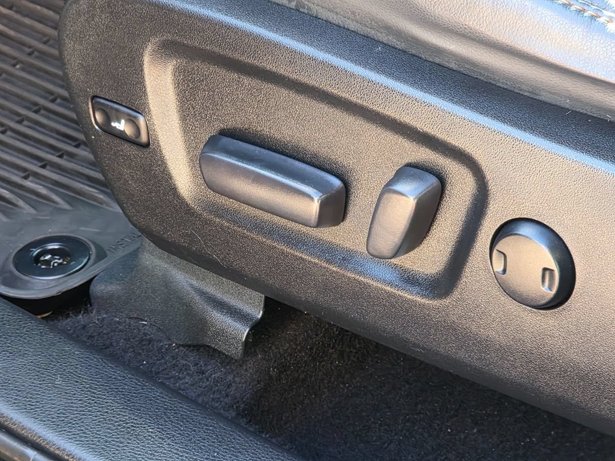 Used 2018 Toyota Highlander XLE FWD image 55