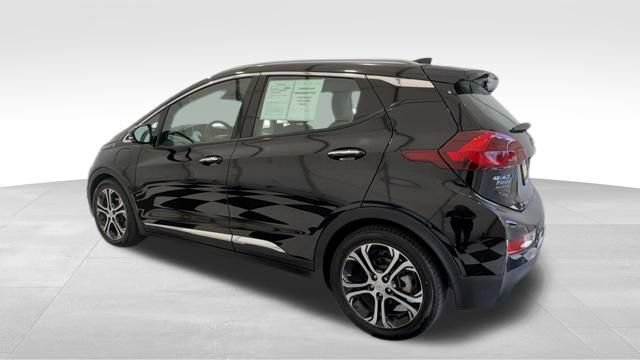 Used 2017 Chevrolet Bolt Premier w/ Driver Confidence II Package FWD image 2