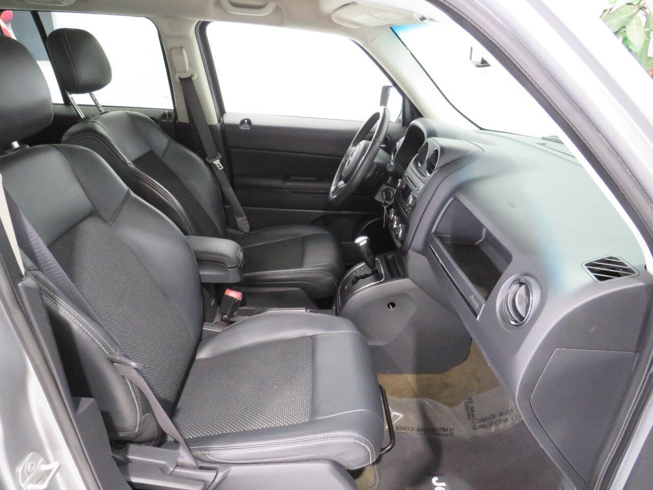 Used 2017 Jeep Patriot Sport w/ Power Value Group image 10