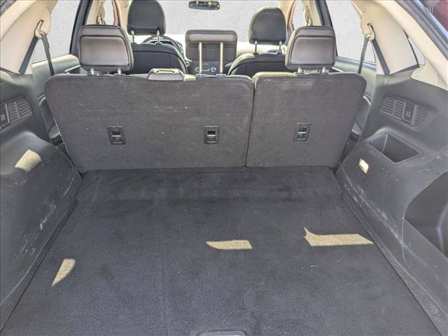 Used 2019 Ford Edge SEL w/ Equipment Group 201A FWD image 6