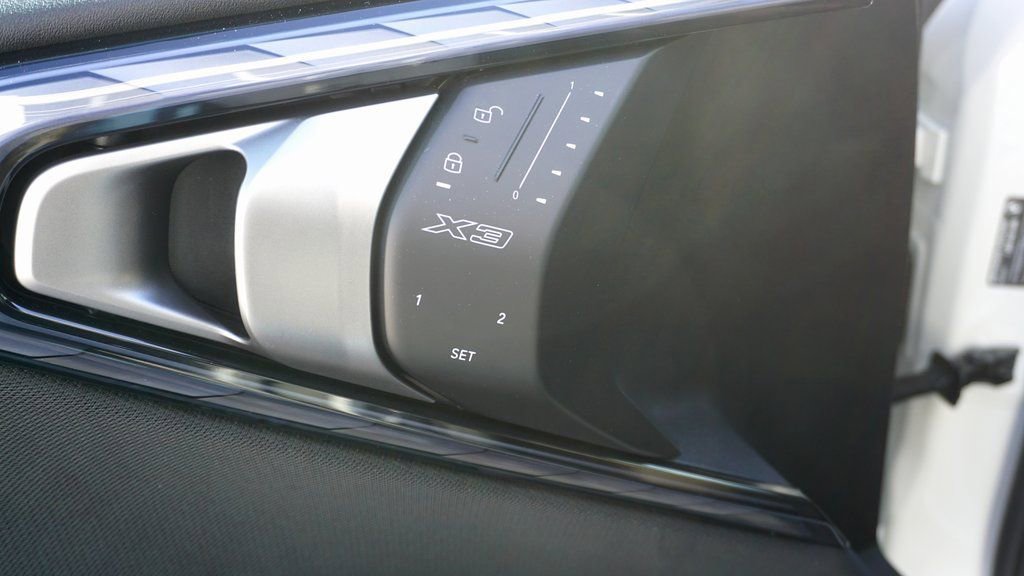 New 2026 BMW X3 xDrive30 w/ Premium Package image 9