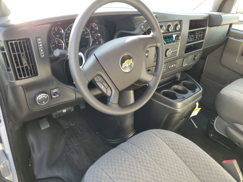 New 2025 Chevrolet Express 2500 w/ Driver Convenience Package image 18