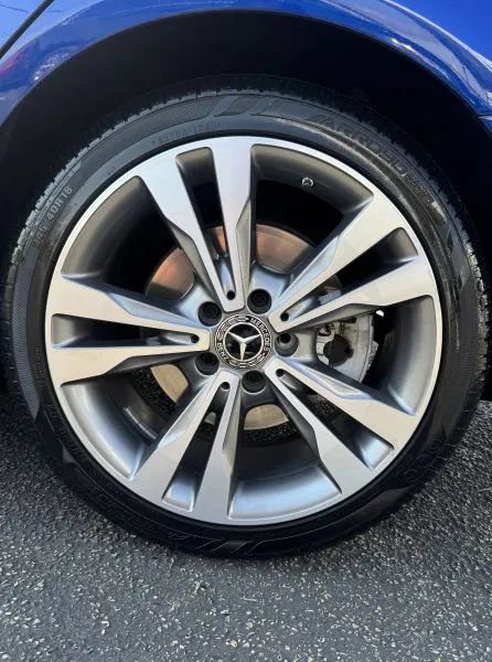 Used 2021 Mercedes-Benz C 300 Sedan image 12