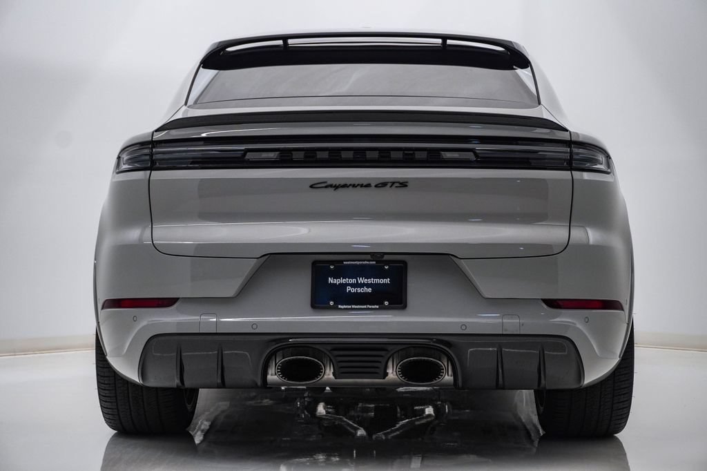 New 2026 Porsche Cayenne GTS AWD/4WD image 10