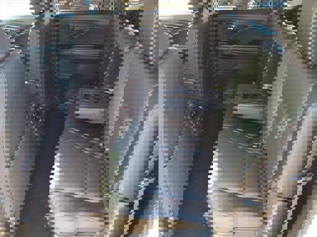 Certified 2022 Honda Pilot Touring image 9