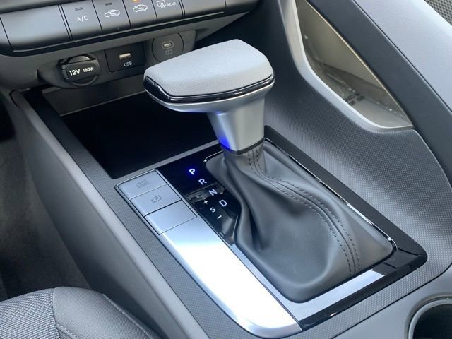 New 2026 Hyundai Elantra SE image 18
