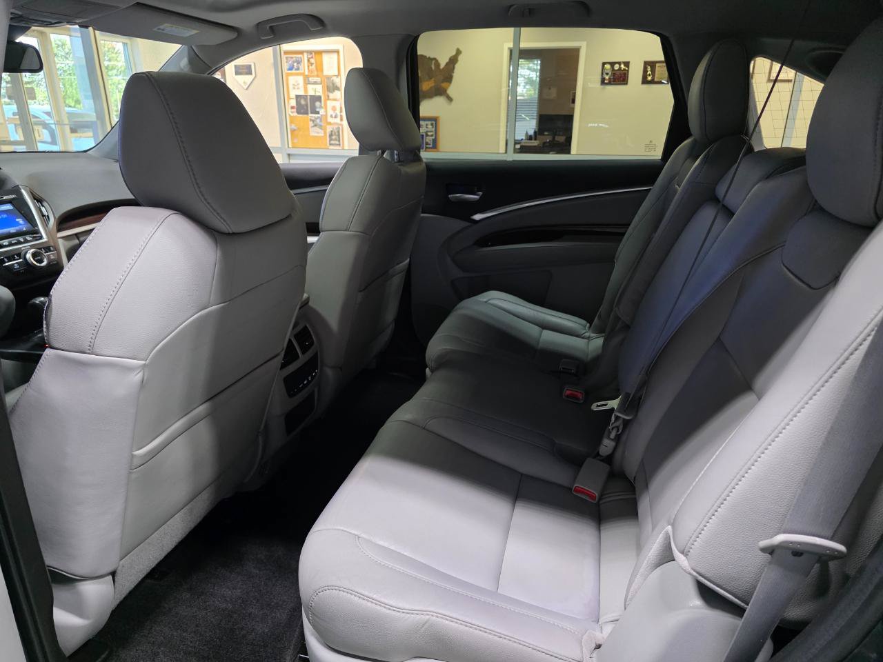 Used 2014 Acura MDX w/ Technology Package AWD/4WD image 20