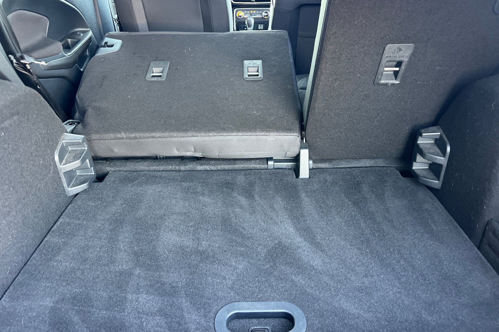 Used 2020 Ford EcoSport SE w/ SE Convenience Package image 16